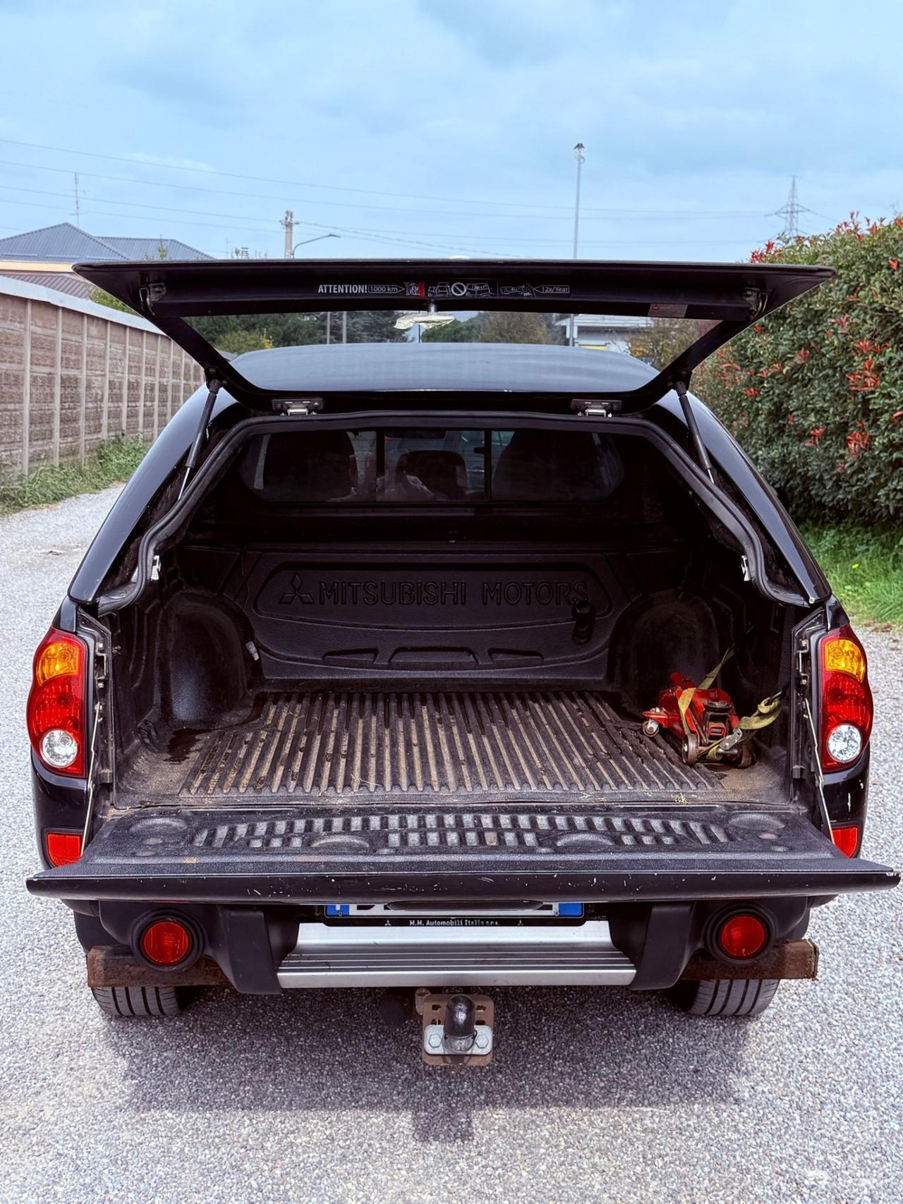 Mitsubishi L200 2.5 DI-D/136CV Club Cab Intense