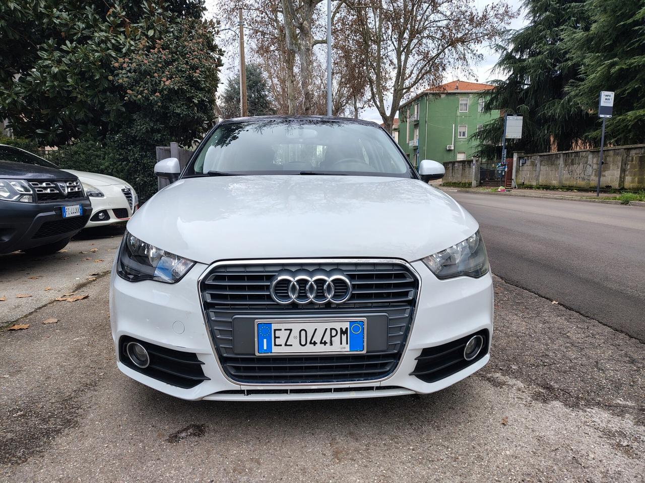 Audi A1 1.2 TFSI S line edition plus