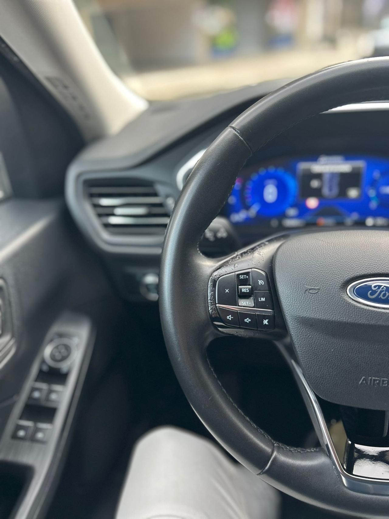 Ford Kuga 1.5 EcoBlue 120 CV aut. 2WD Connect