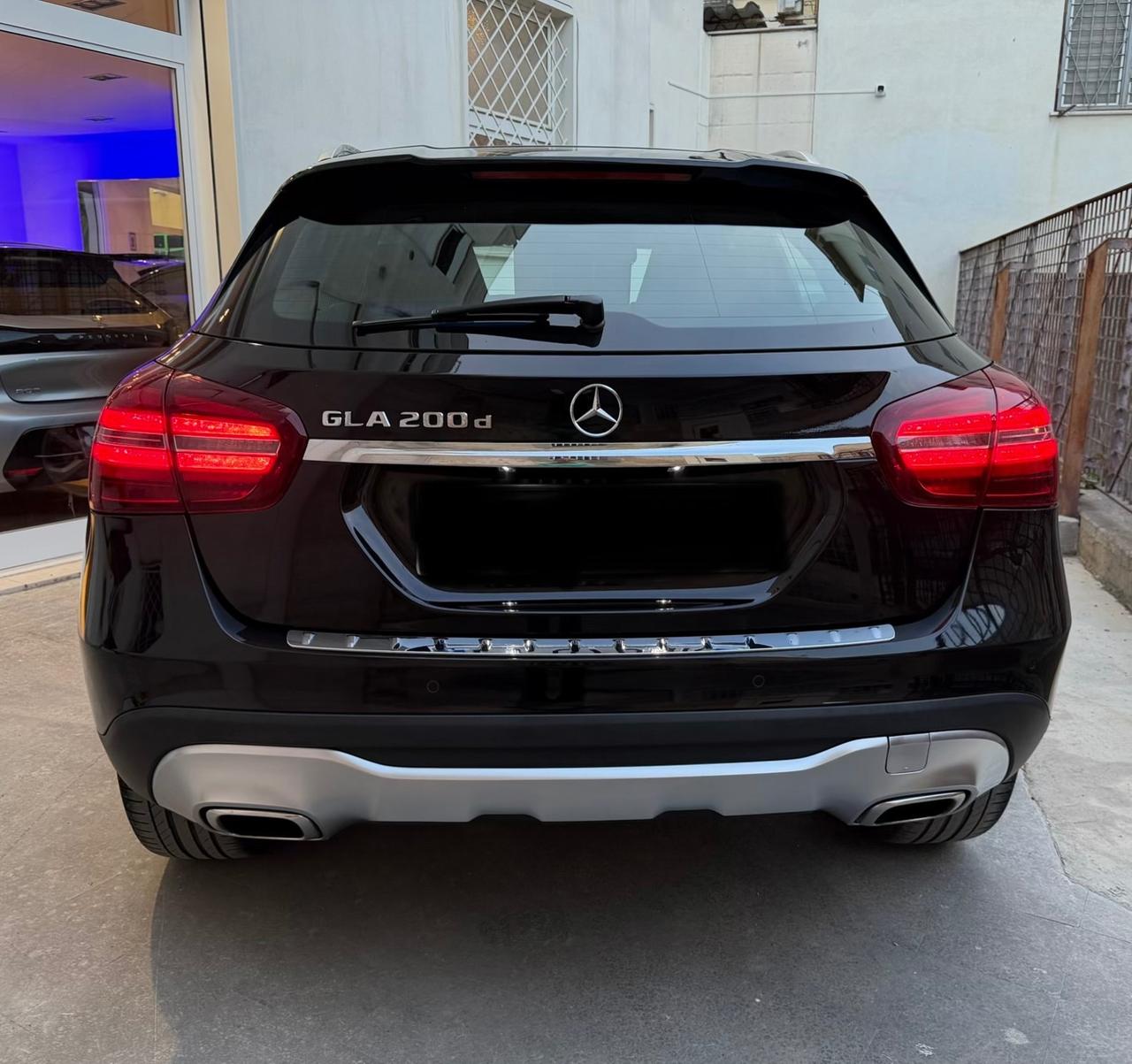 Mercedes-benz GLA 200 d Automatic Premium