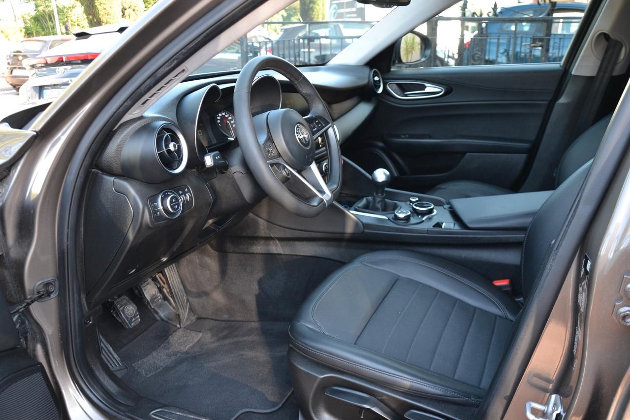 Alfa Romeo Giulia 2.2 180CV SUPER 6M ️ PREZZO SENZA VINCOLI ️• ITALIANA • UNIPRO