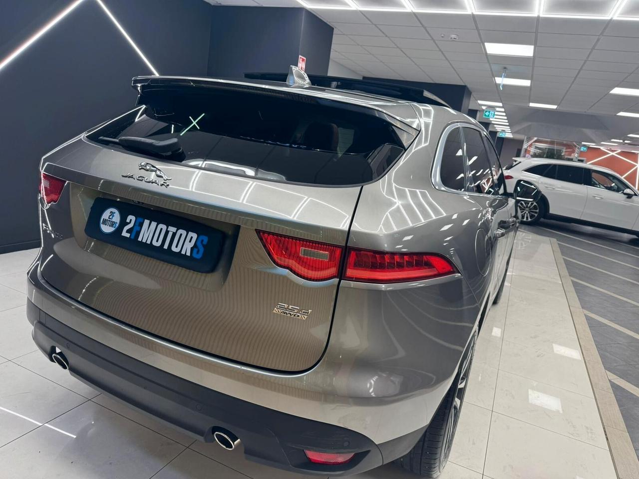 Jaguar F-Pace 3.0 D V6 300 CV AWD aut. Portfolio