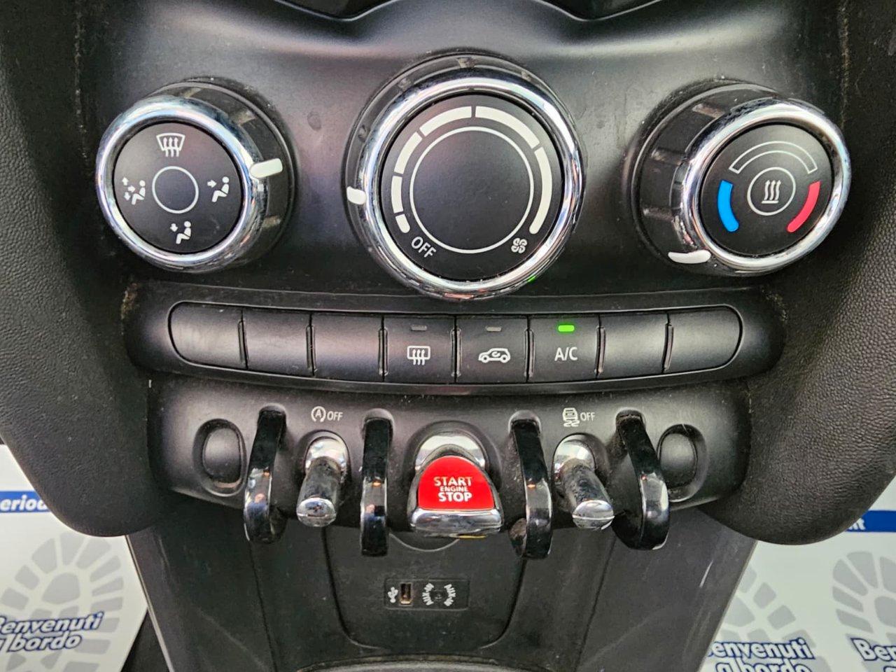Mini 3 Porte One D Hype 1.5 D