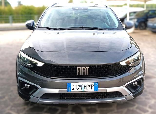 FIAT Tipo 1.5 Hybrid DCT SW Cross