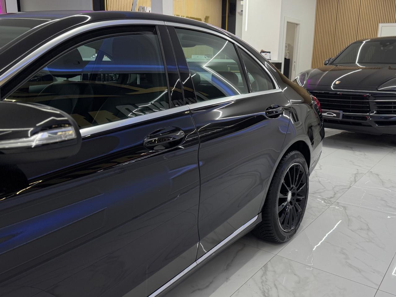 Mercedes-benz C 250d 4Matic Automatic Premium