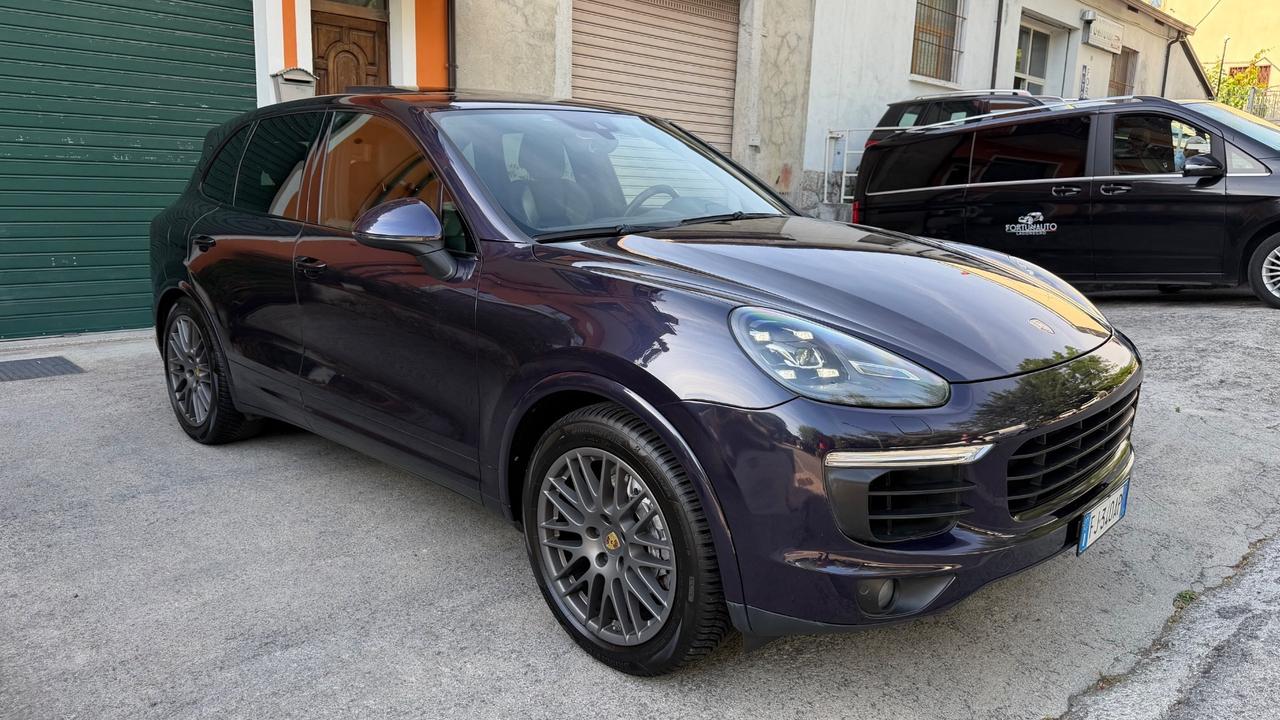 Porsche Cayenne 3.0 Diesel Platinum Edition