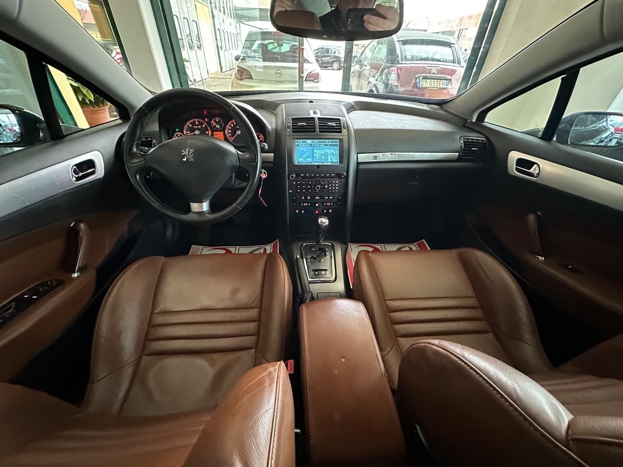 Peugeot 407 Coupé 2.7 V6 HDi Féline