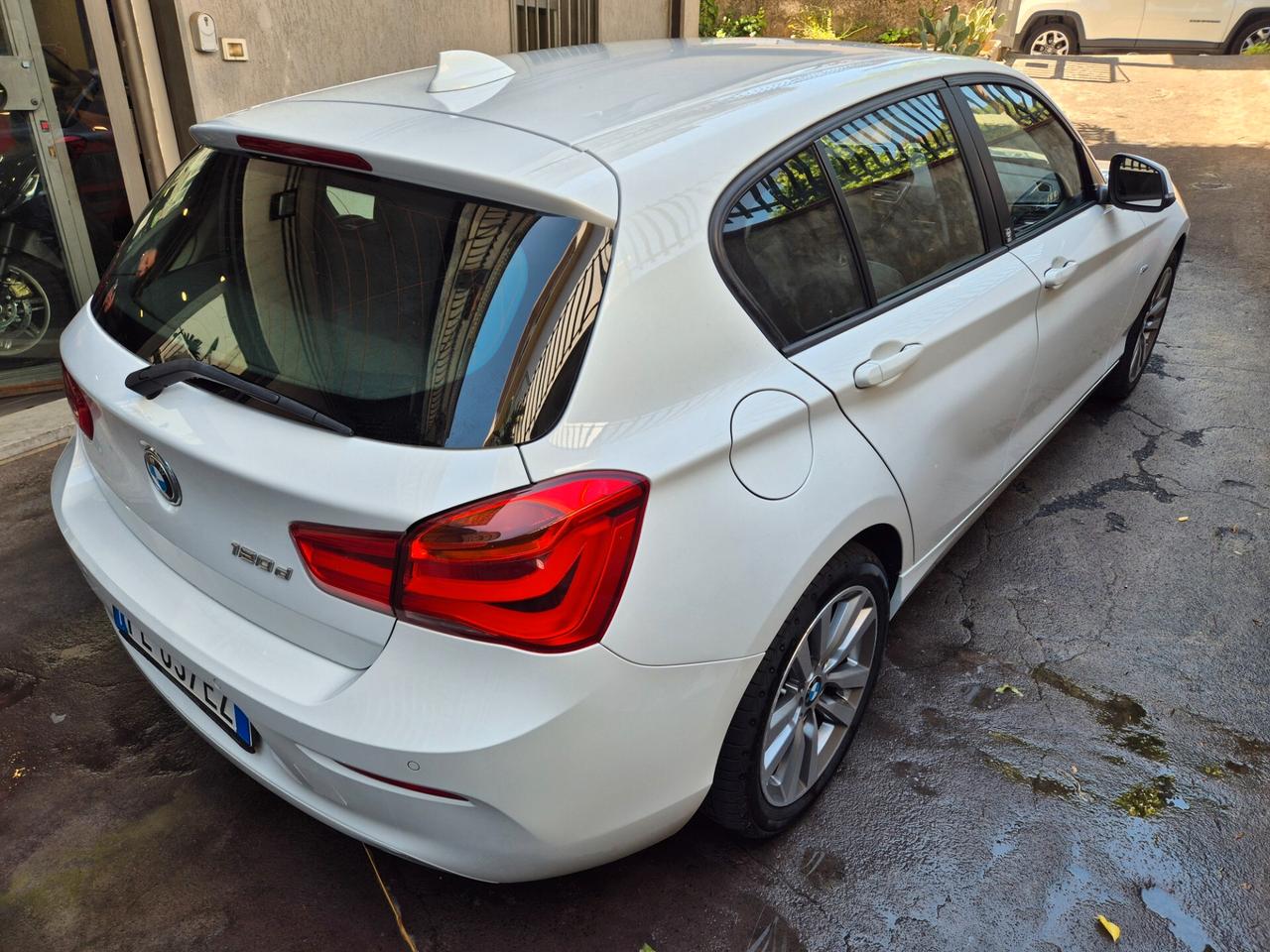 Bmw 120 120d 5p. Urban