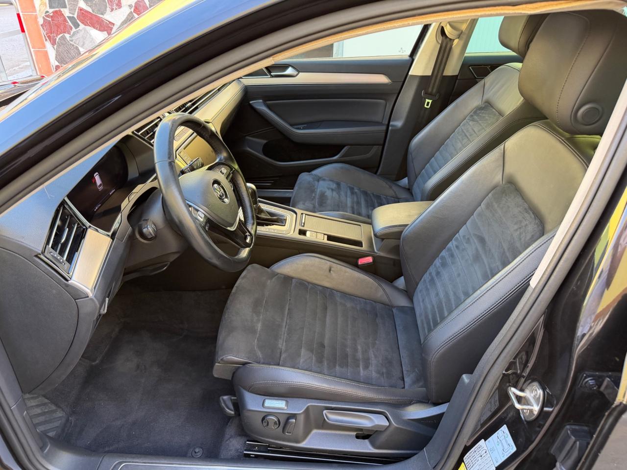Volkswagen Passat 2.0 TDI 190 CV 4x4 R-Line