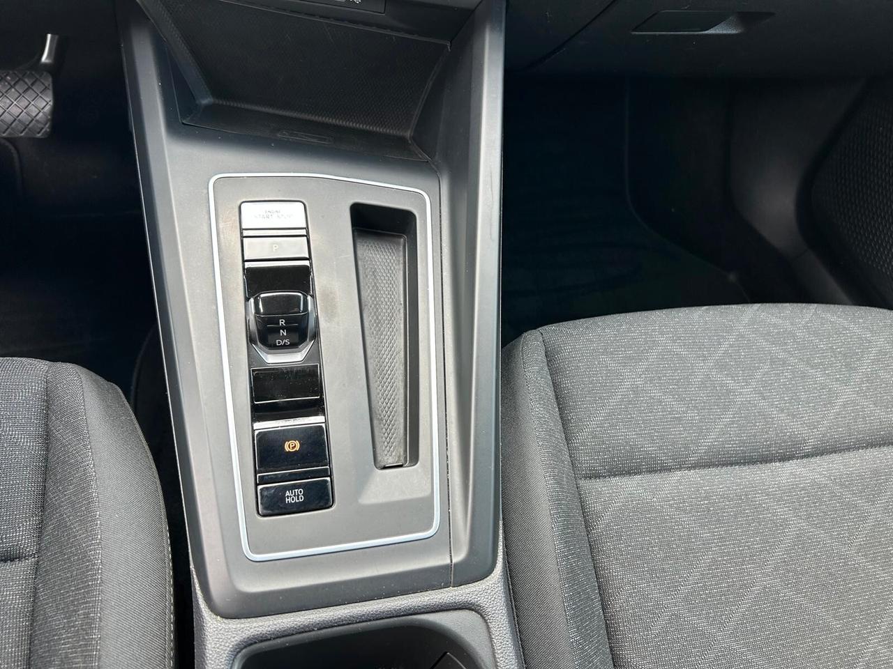 Volkswagen Golf 2.0 TDI 115 CV SCR Life