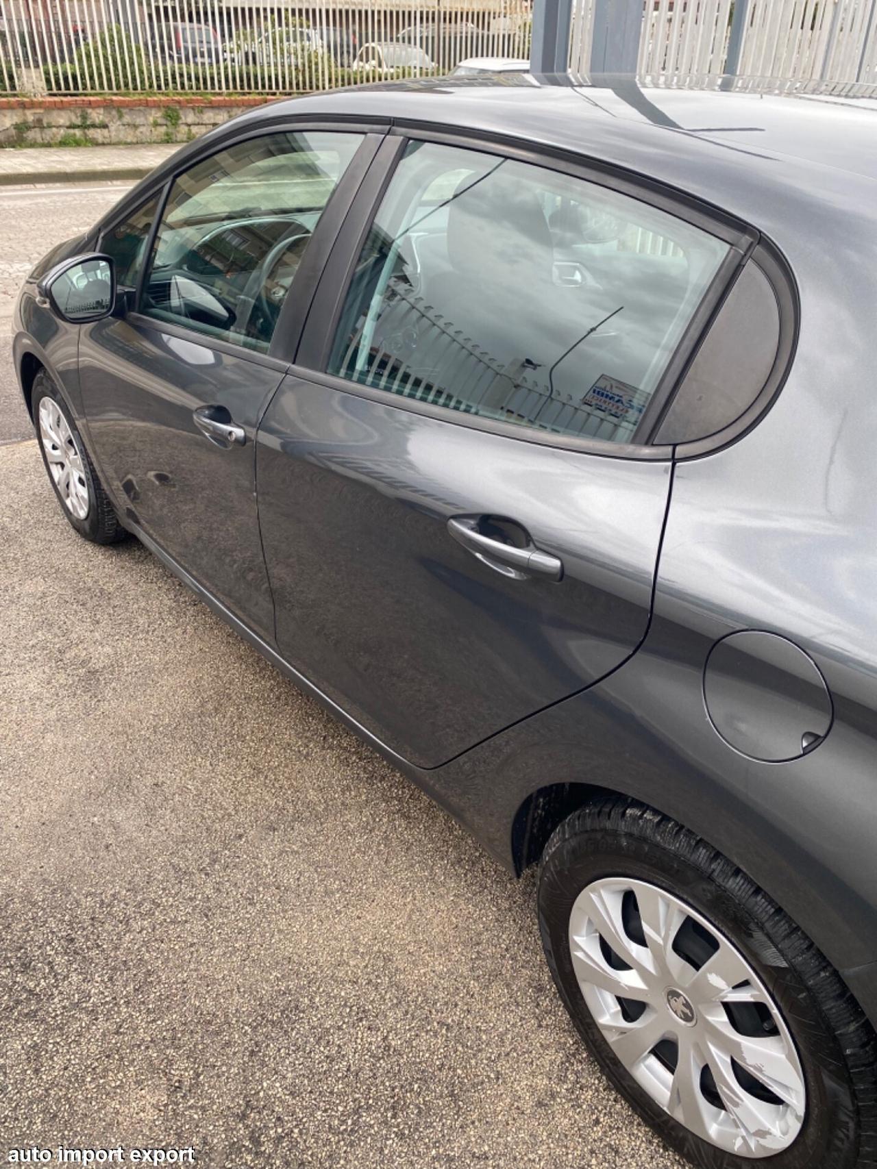 Peugeot 208 1.2 GPL 12/2016 Led TAGLIANDATA