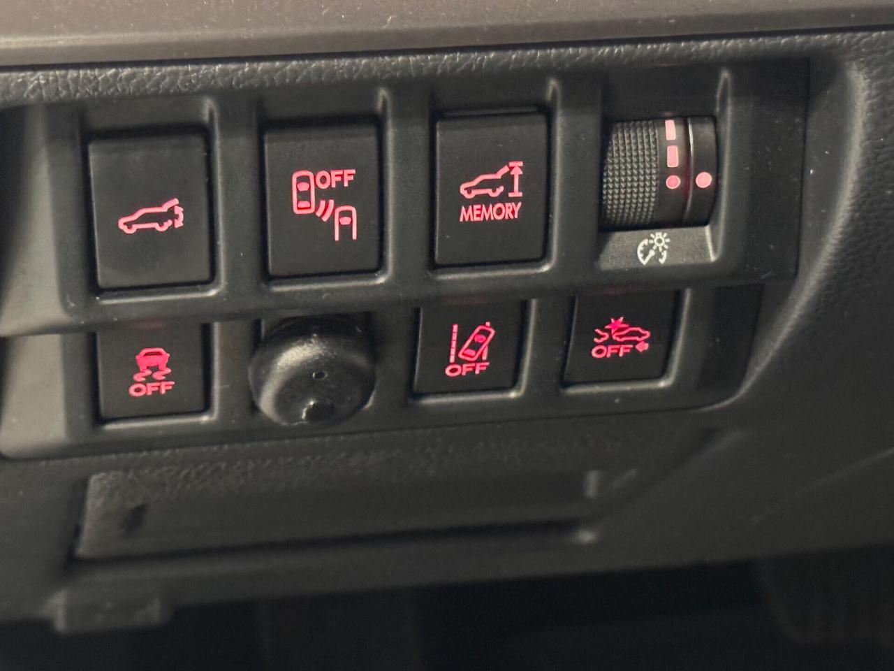 Subaru OUTBACK 2.0d Automatico 4x4 Gancio Traino !