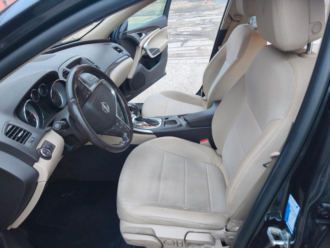 Opel Insignia Sw 2013----2.0 Diesel Automatica