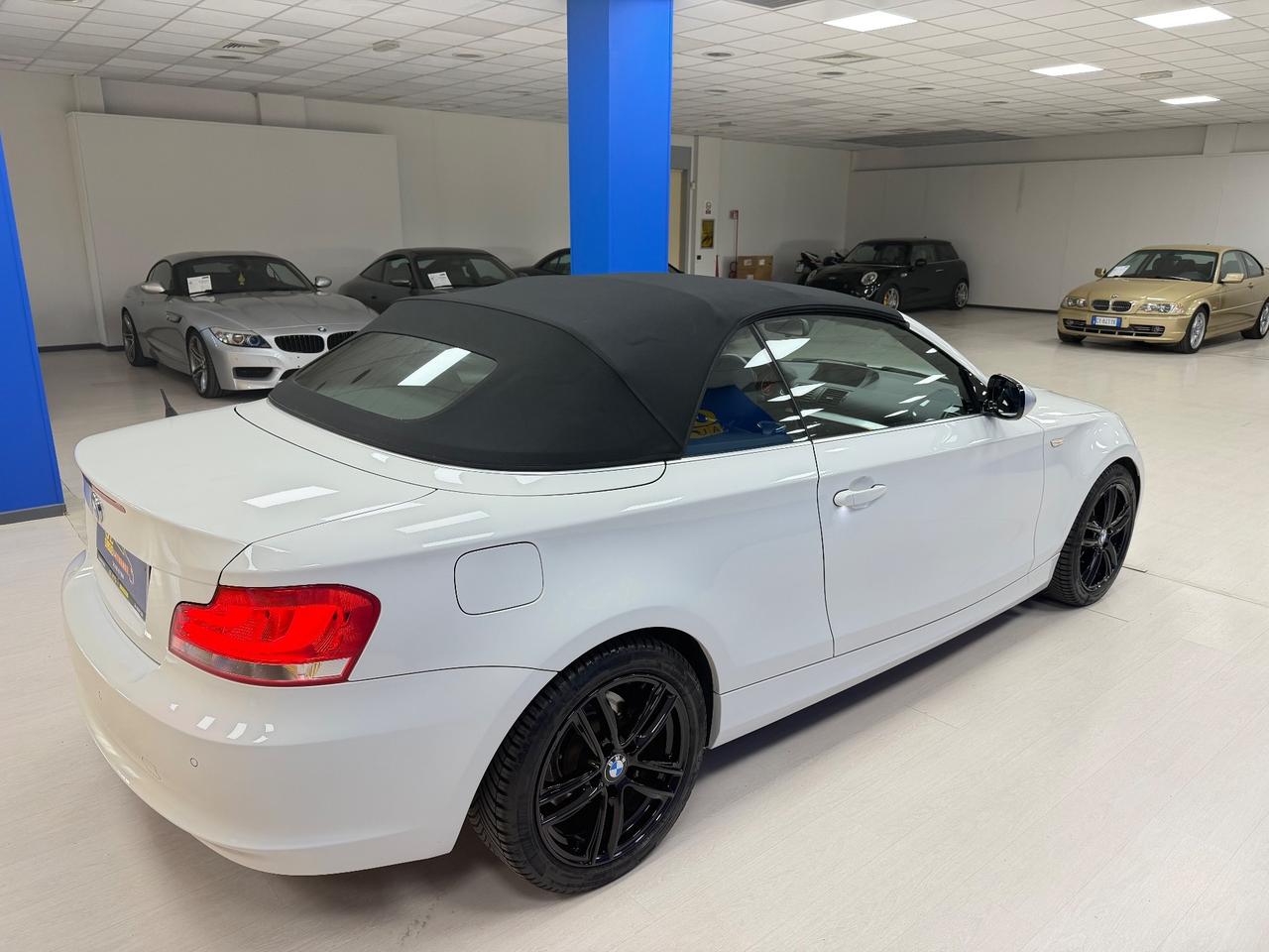 Bmw 120i 170CV*CABRIO*MANUALE*BOOK SERVICE*PARI AL NUOVO*1 PROPRIETARIO*