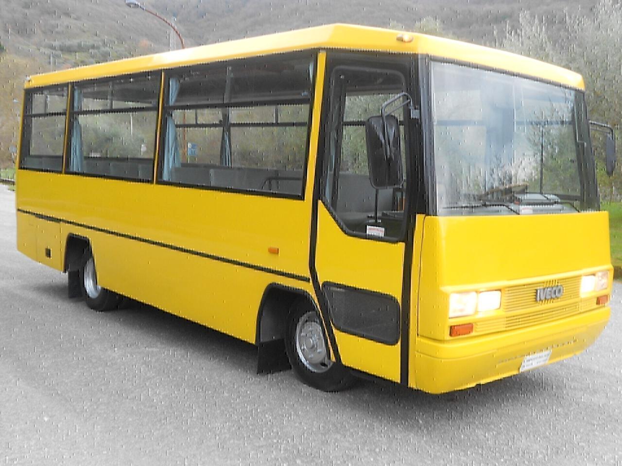SCUOLABUS 42posti(FERMO dal 2012)IVECO 70.14