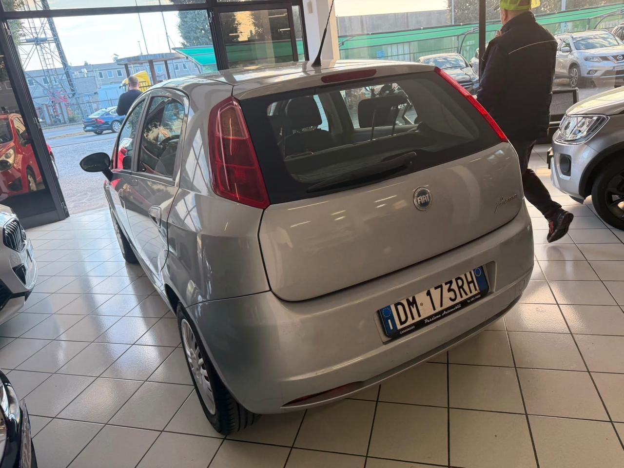 Fiat Punto 1.2 Dynamic 65cv 5p NEOPATENTATI