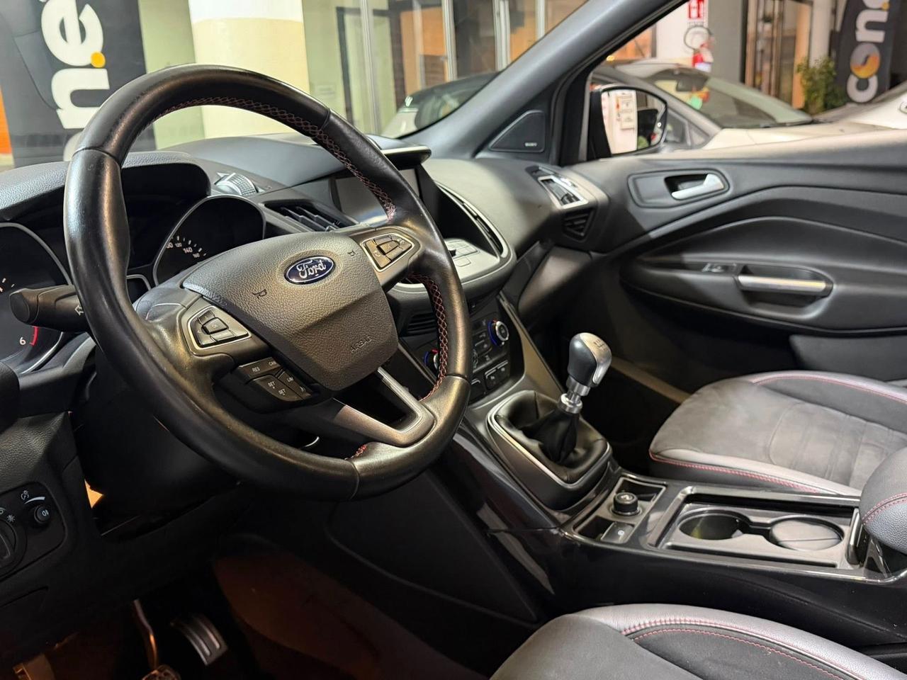 Ford Kuga 2.0 TDCI 150 CV S&S 2WD ST-Line