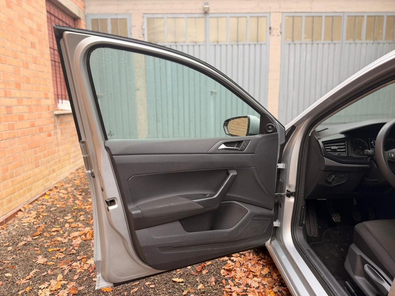 Volkswagen Polo Comfortline 1.0 MPI EVO #8082