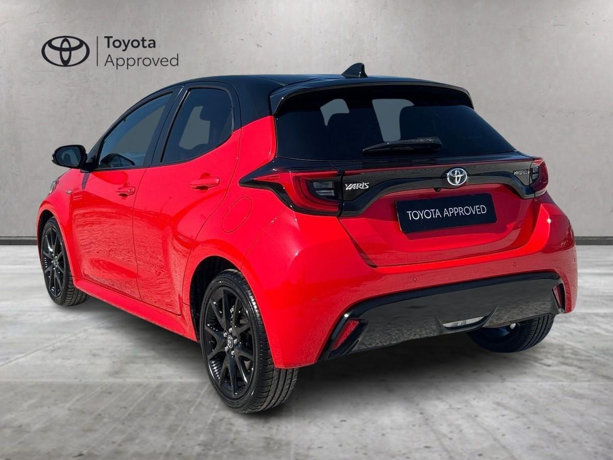 TOYOTA Yaris 4ª serie - Yaris 1.5 Hybrid 5 porte Premiere