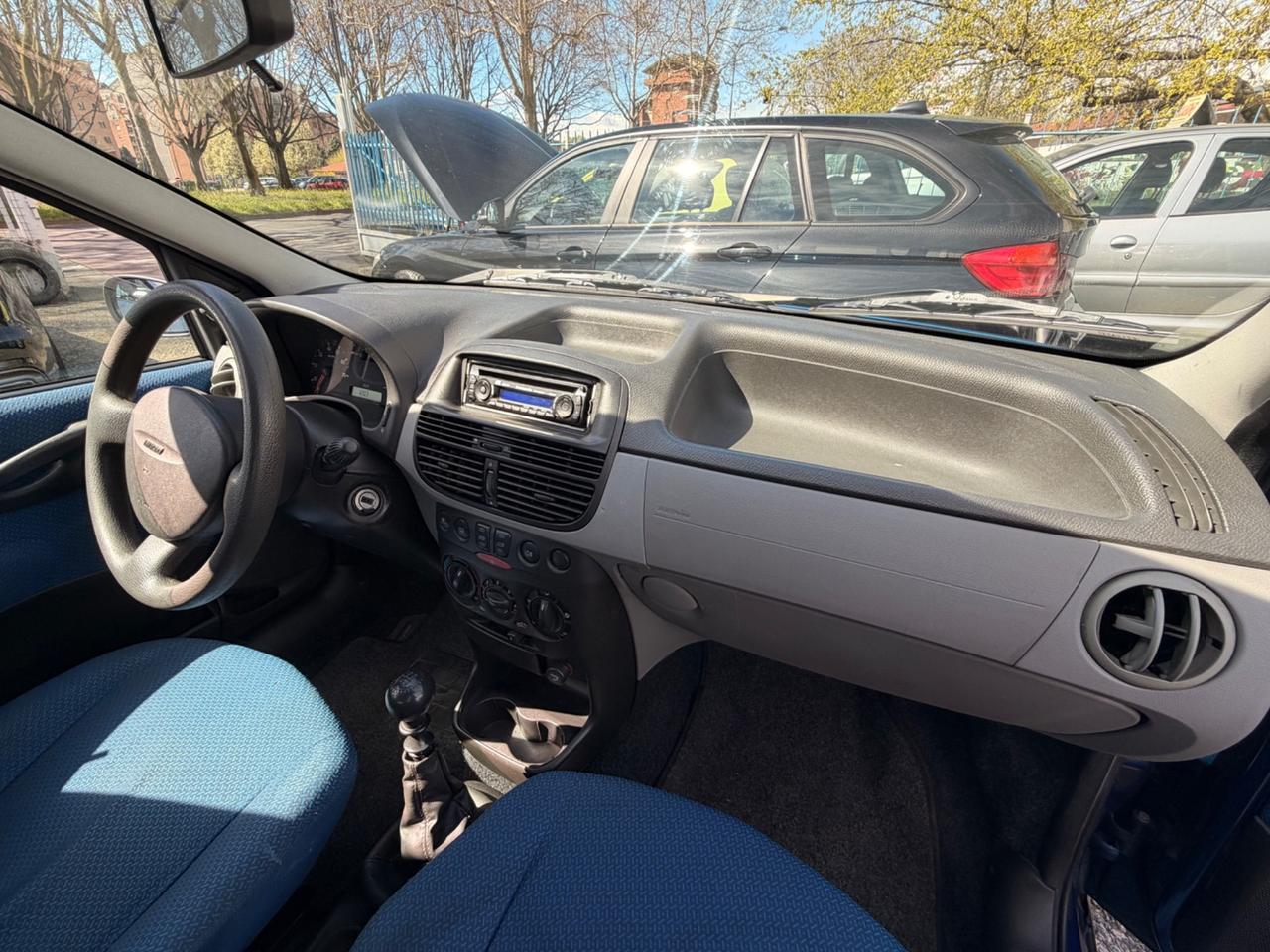 Fiat Punto 1.2i Benz cat 5 porte