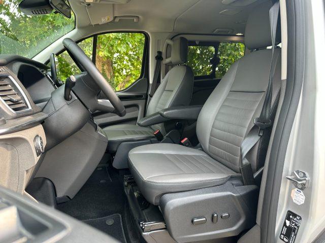 FORD Tourneo Custom 320 2.0 EcoBlue 150CV Titanium IVA ESPOSTA
