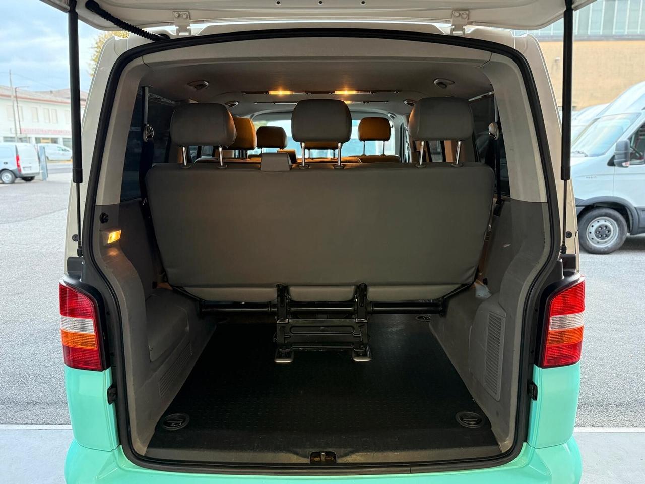 Volkswagen Transporter Caravelle T5 2.5 TDI/130CV PC