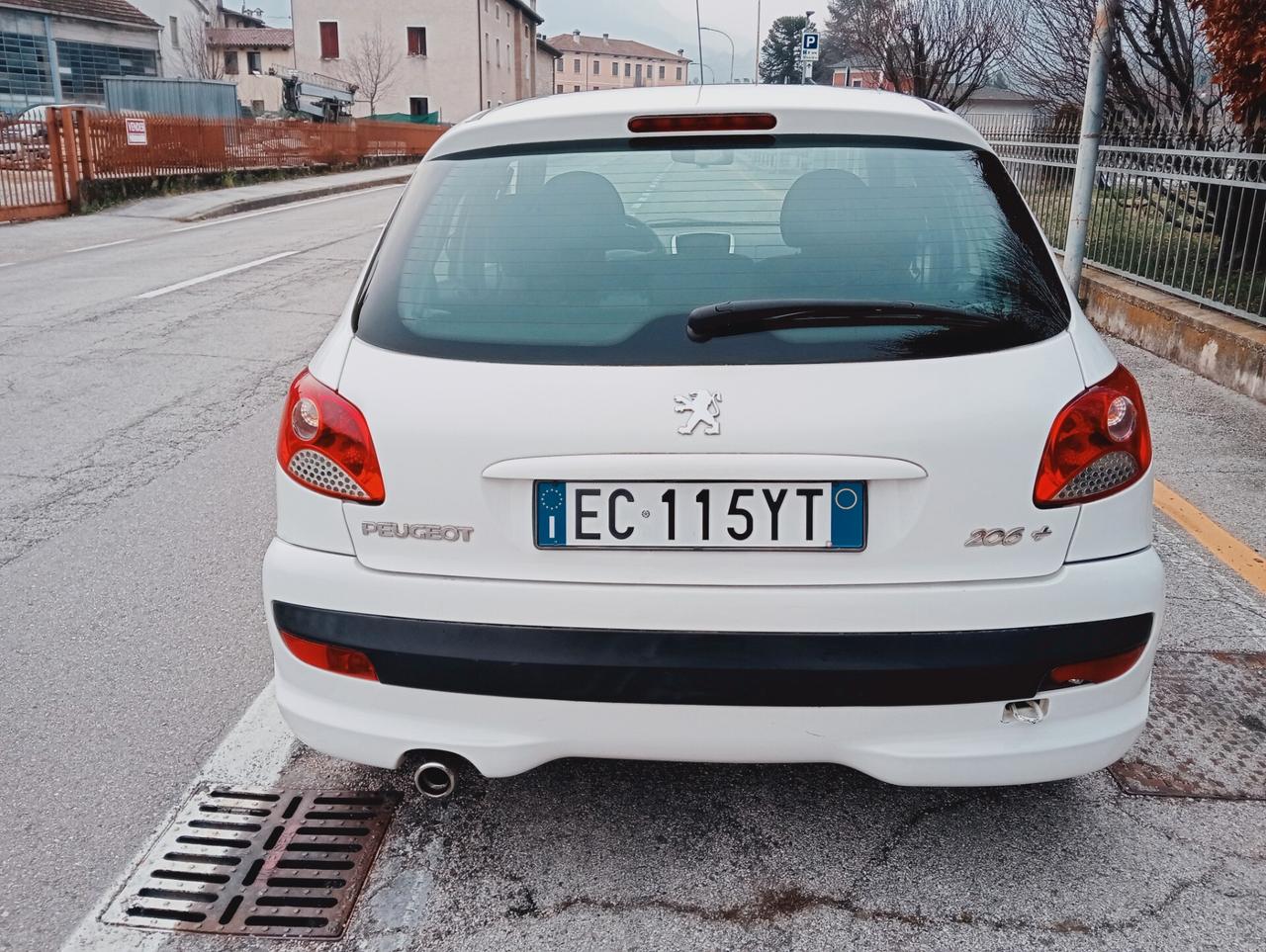 Peugeot 206 Plus 1.1 60CV 5p. Urban