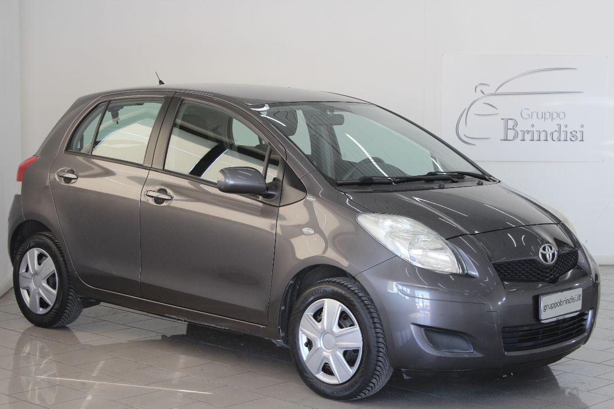 TOYOTA - Yaris - 1.0 5p. Now