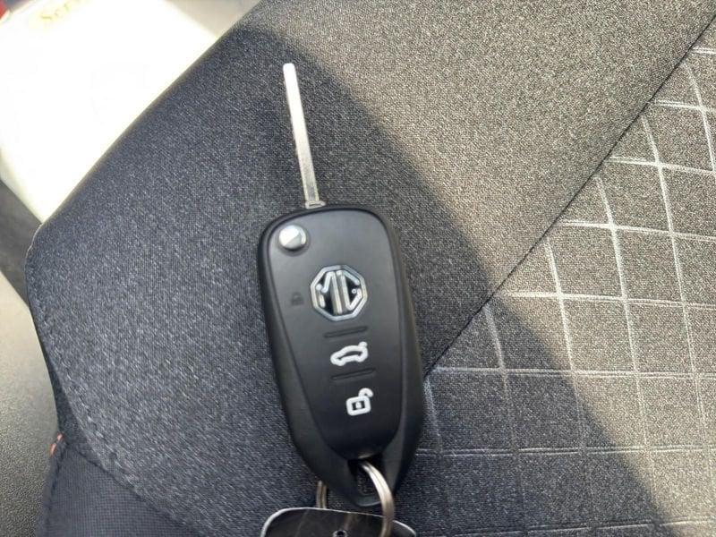 MG MG3 MG3 5p 1.5 Hybrid+ ( 194cv complessivi ) automatica Standard