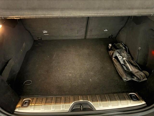 Peugeot 2008 BlueHDi 120 S&S Black Matt