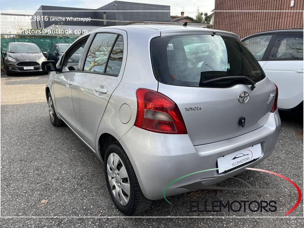Toyota Yaris 5 Porte 1.0 Navi