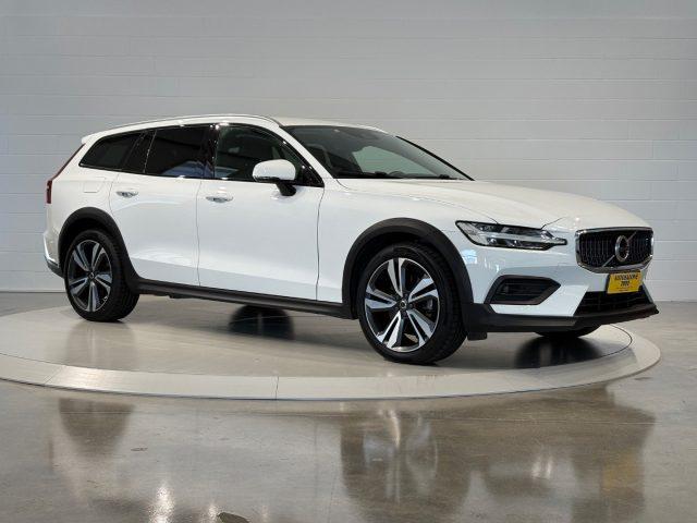 VOLVO V60 Cross Country D4 AWD Geartronic Business Pro PREZZO REALE