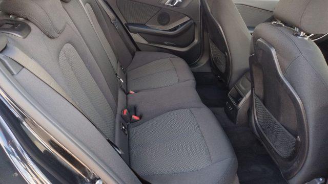 BMW 116 i 5p. Advantage Aut.