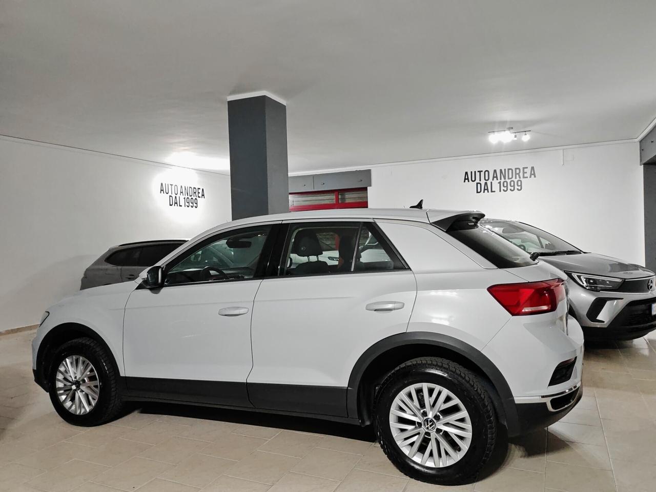 Volkswagen T-Roc 20TDI 115cv navig led 2022
