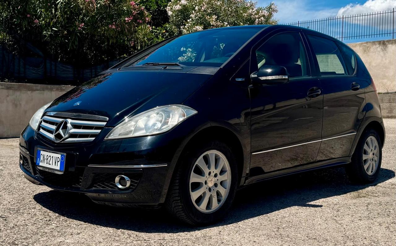 Mercedes-benz A 150 A 150 BlueEFFICIENCY Coupé Avantgarde