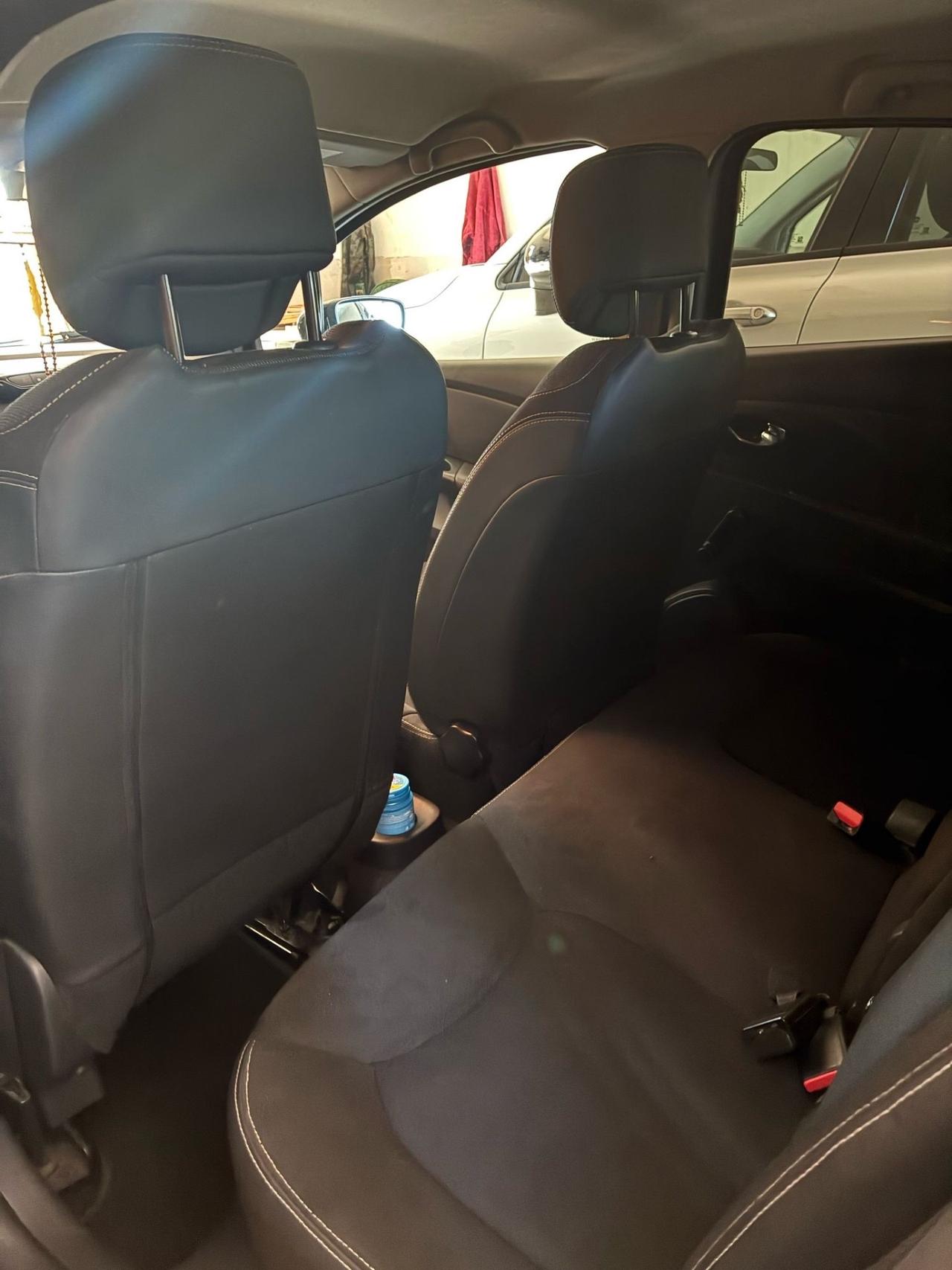 Renault Clio 1.5 dCi 8V 90CV S&S 83gr 5 porte EcoBusiness Live