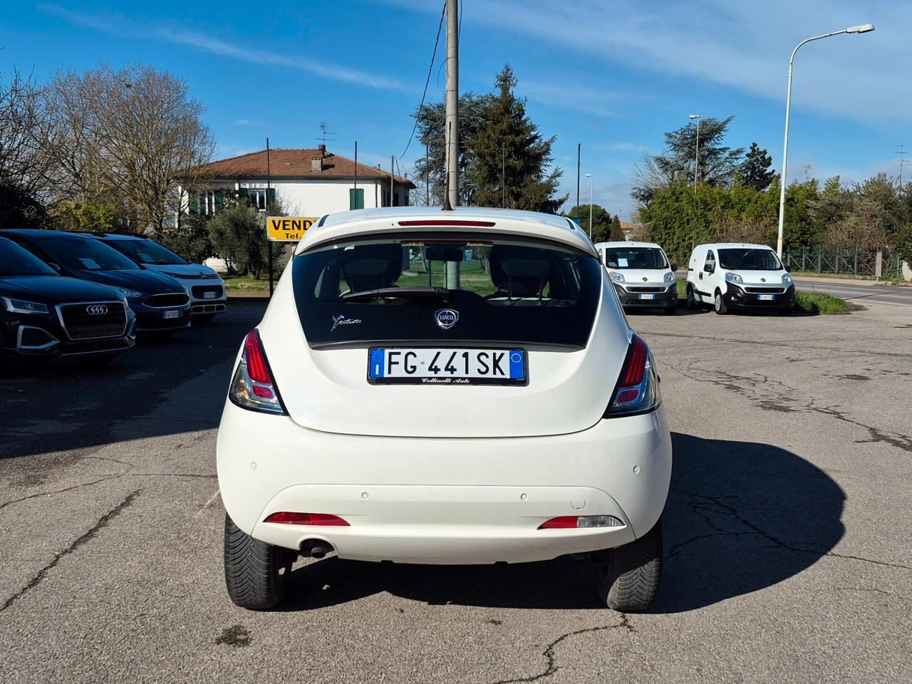 Lancia Ypsilon 0.9 TwinAir 85 CV Metano Ecochic Gold