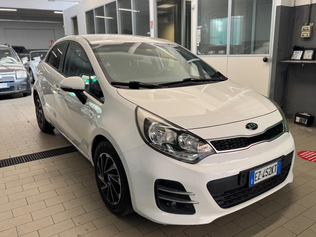 Kia Rio 1.2 benzina Euro 6 1 proprietario