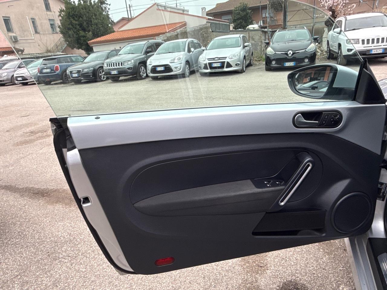 Volkswagen Maggiolino 1.6 TDI Design