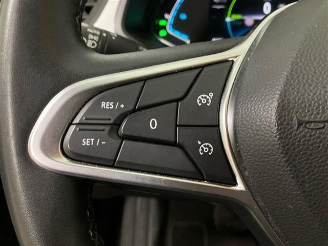 RENAULT Captur 1.6 E-Tech hybrid Zen 145cv auto