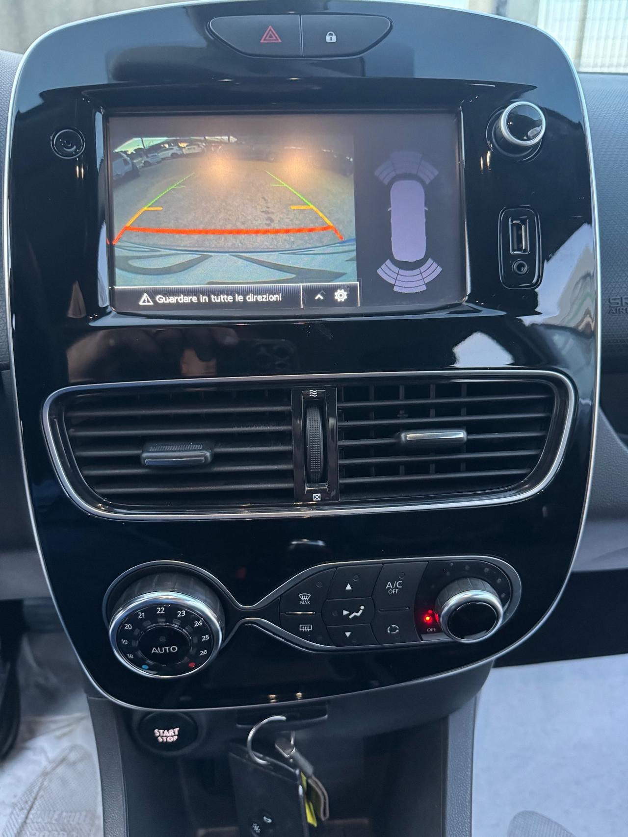 Renault Clio Sporter dCi 8V 75 CV Duel2