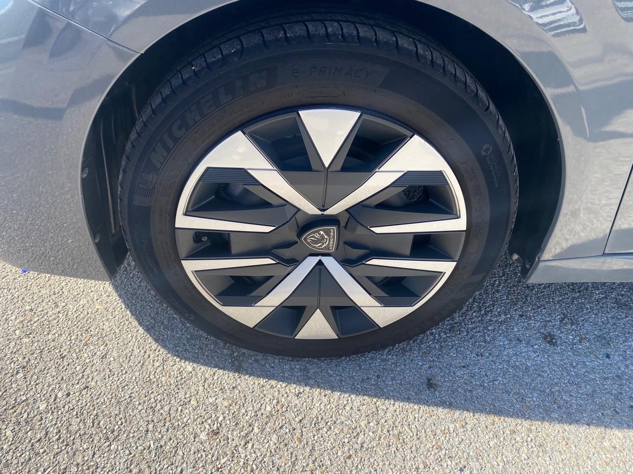 Peugeot 208 PureTech 100 Stop&Start 5 porte Active