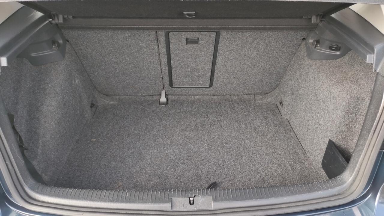 Volkswagen Golf VI 1.6 TDI 105CV 5p. Highline NEOPATENTATI - 2011