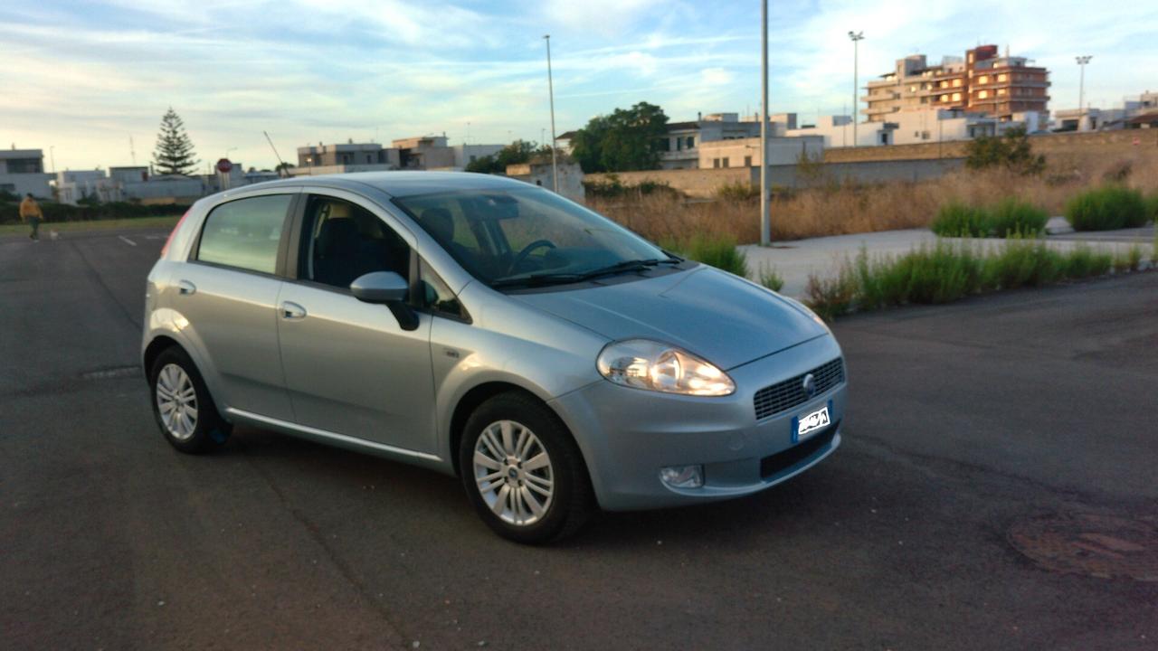 Fiat Grande Punto 1.3 MJT 90 CV 5 porte Dynamic