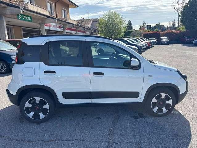 Fiat Panda 1.0 firefly hybrid Cross s