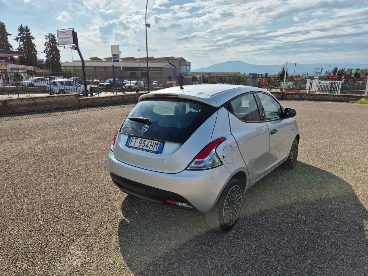Lancia Ypsilon 1.2 69 CV 5 porte Elefantino Blu