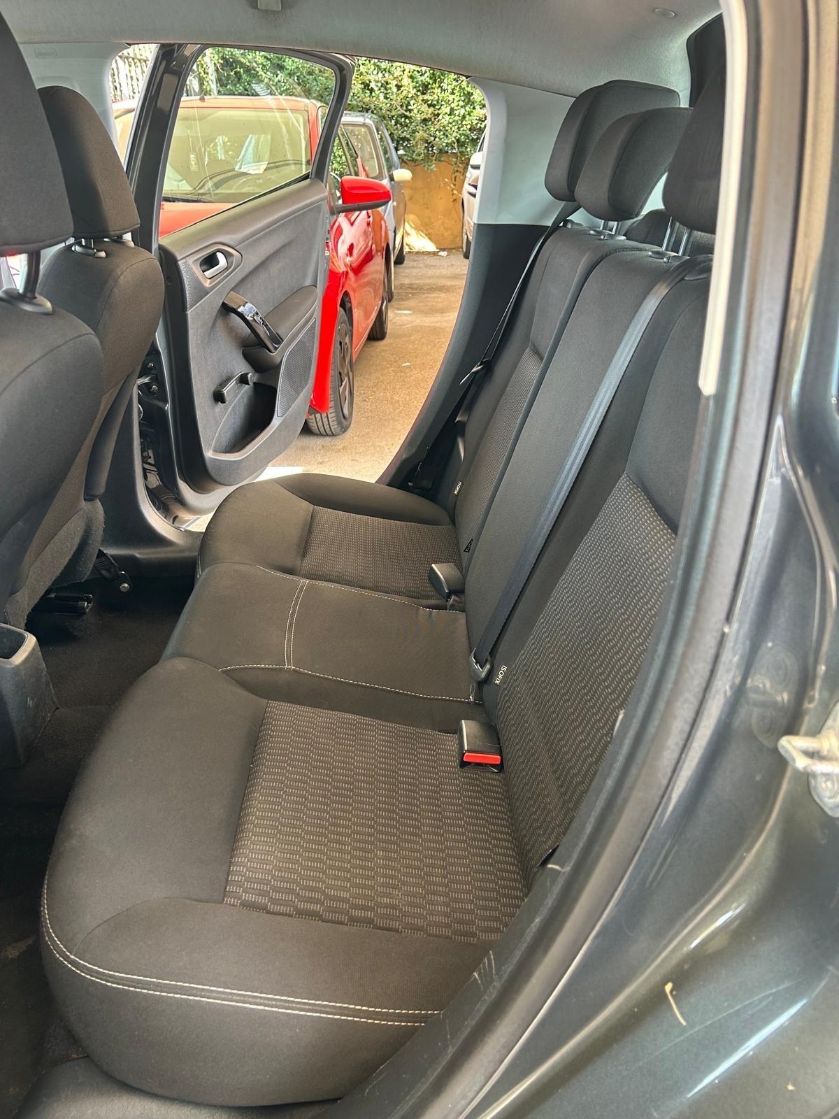 Peugeot 208 BlueHDi 75 5 porte Allure