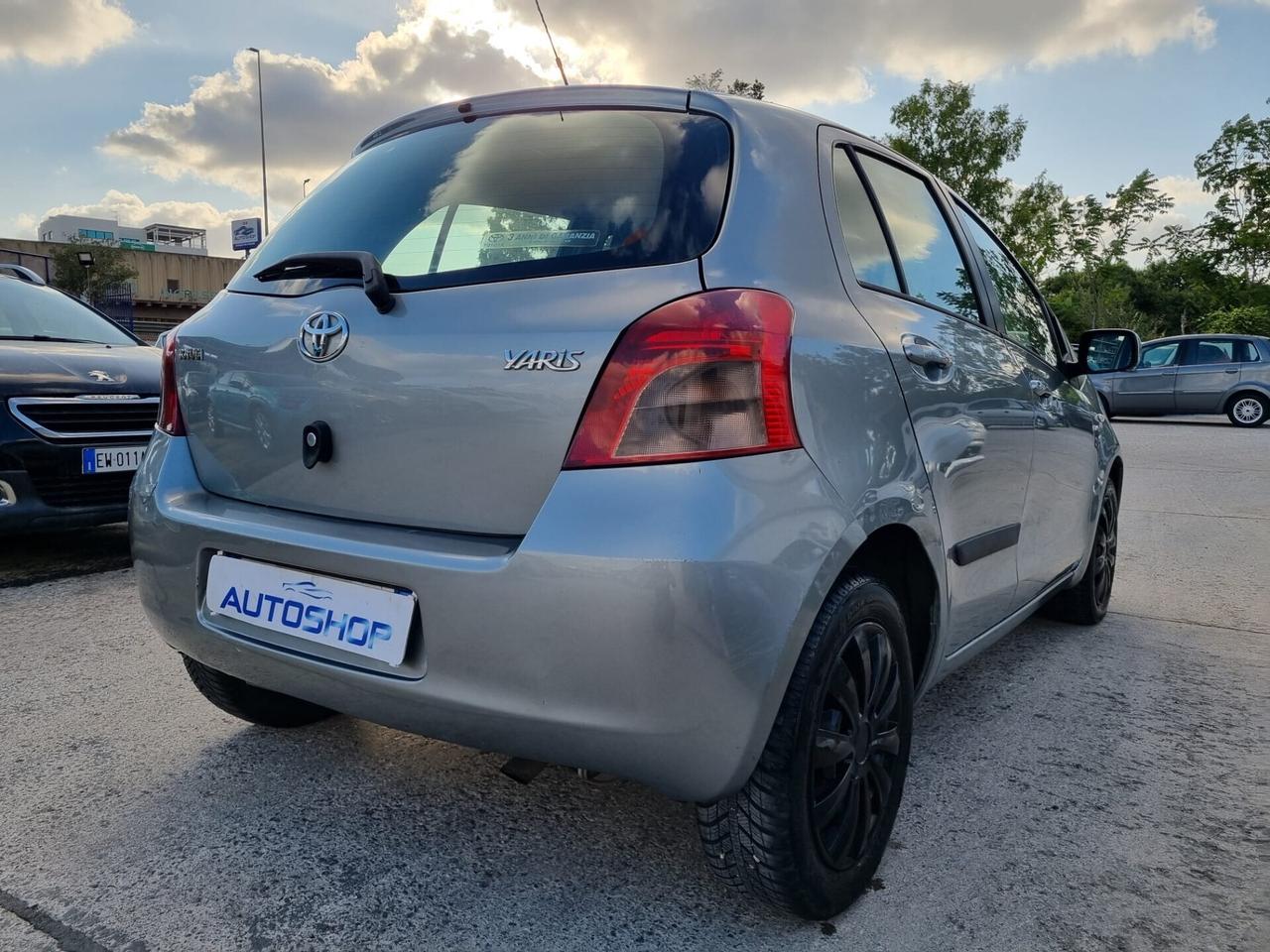 Toyota Yaris 1.4 D-4D 5 porte Sol