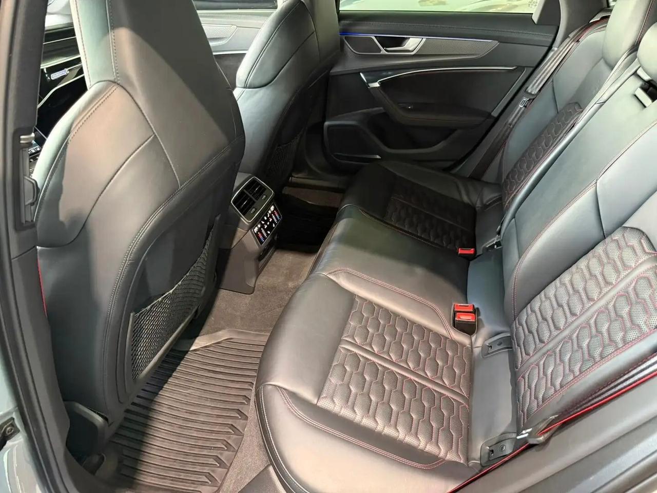 Audi RS6 RS 6 Avant 4.0 TFSI V8 quattro tiptronic