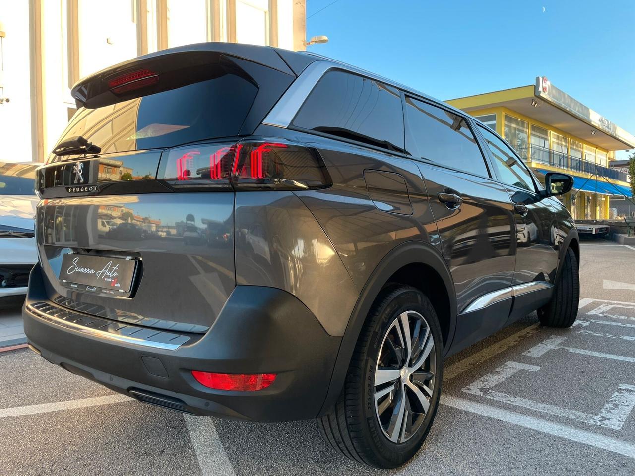 Peugeot 5008 BlueHDi 130 S&S EAT8 Allure Pack